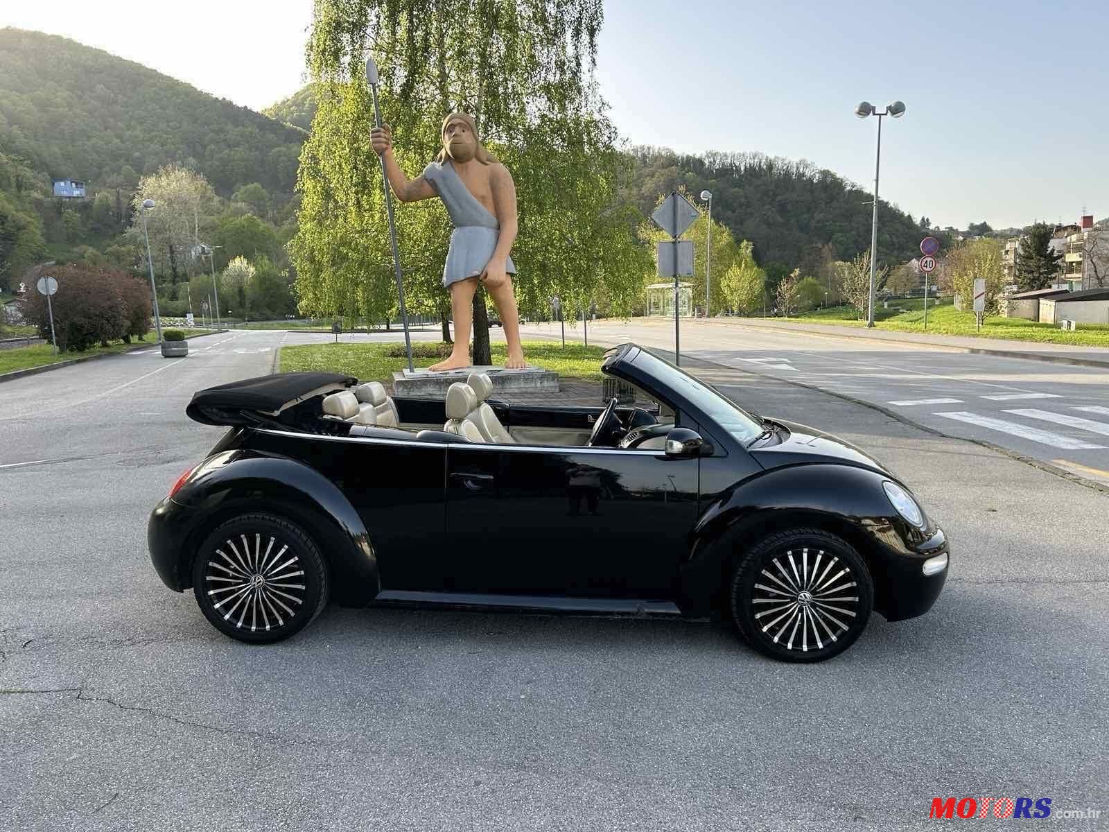 2004' Volkswagen Beetle 1,6 photo #1