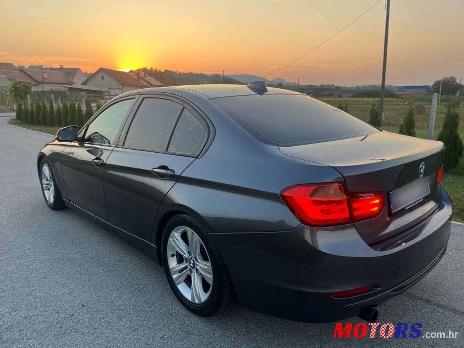 2012' BMW Serija 3 320D photo #6