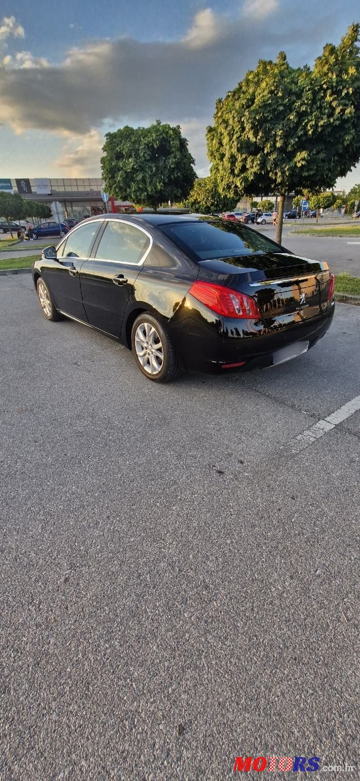 2013' Peugeot 508 Hybrid4 2,0 Hdi photo #3