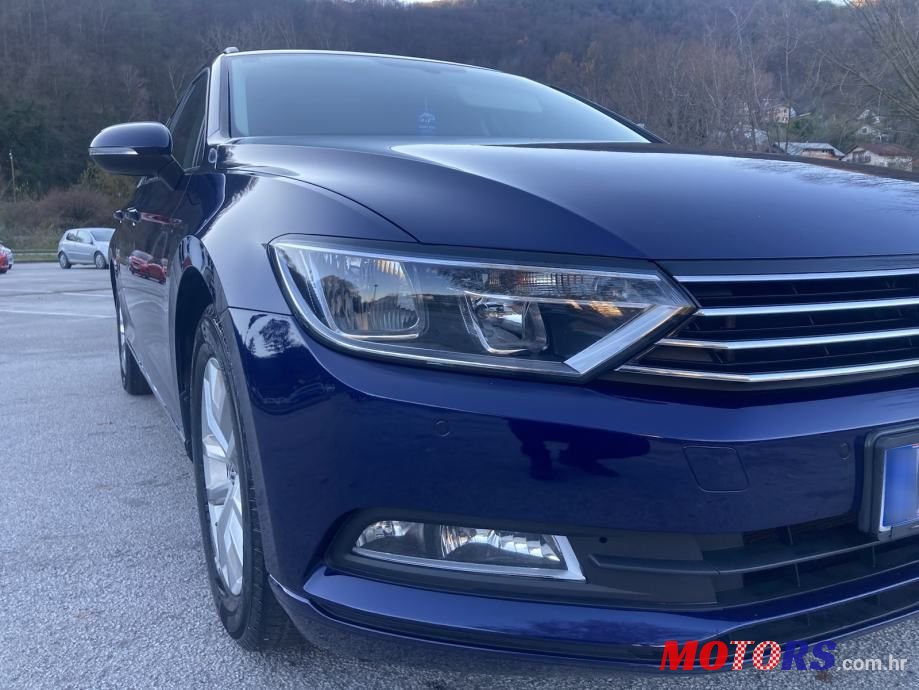 2018' Volkswagen Passat Variant photo #6
