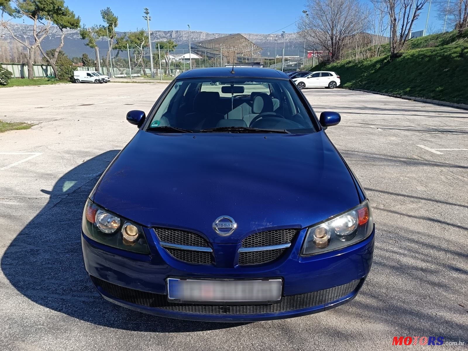 2004' Nissan Almera 1,5 16V Abs photo #2