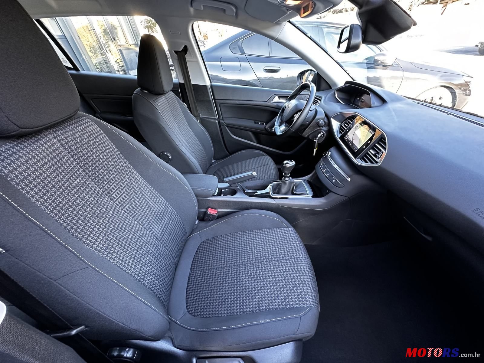 2021' Peugeot 308 1,5 Bluehdi photo #6