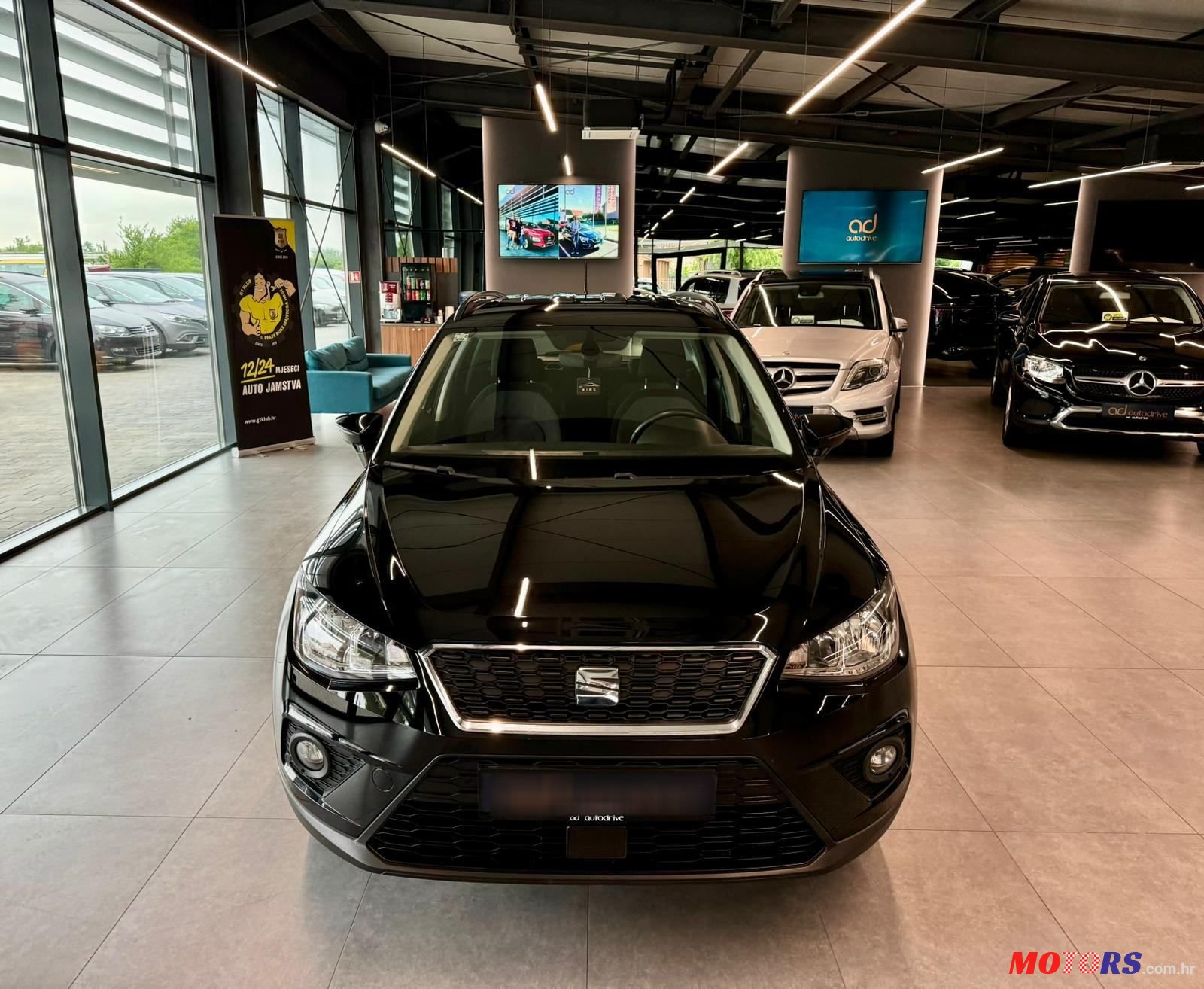 2018' SEAT Arona 1,0 Tsi photo #3