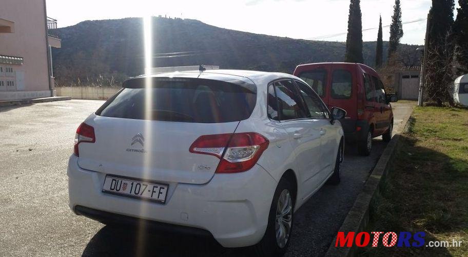 2011' Citroen C4 1,6 Vti Seduction photo #1