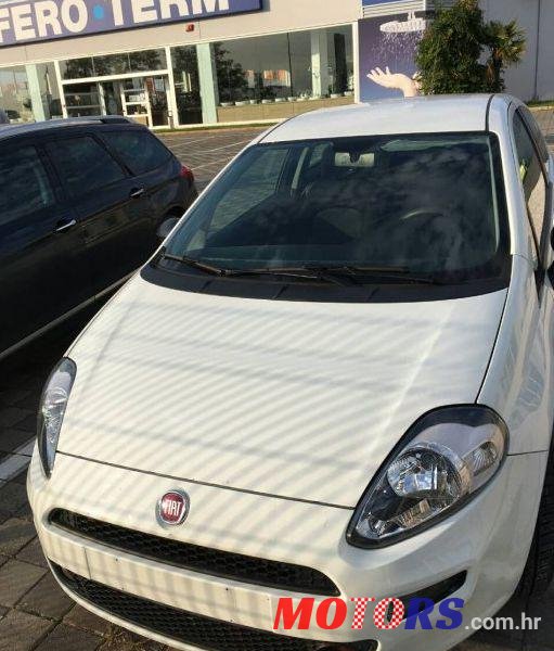 2014' Fiat Grande Punto 1.3 Mjtd photo #2