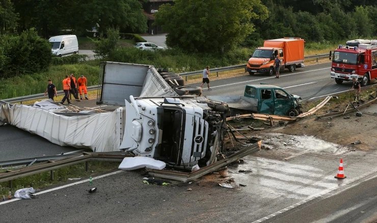 Nesreća na autocesti A3 Bregana-Lipovac