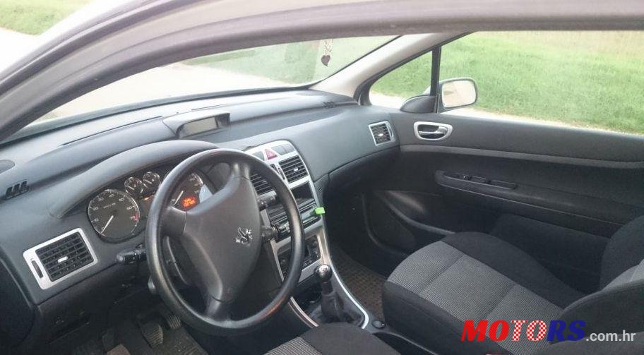 2005' Peugeot 307 1,4 16V X photo #3