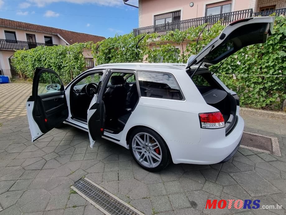 2007' Audi A4 Avant photo #6