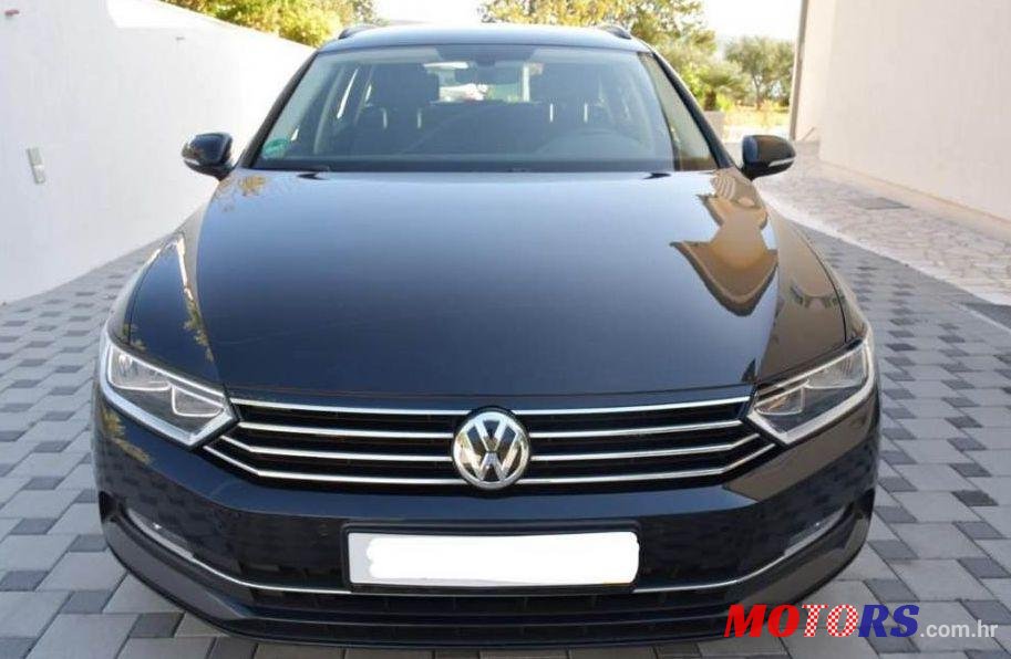 2015' Volkswagen Passat Variant photo #2