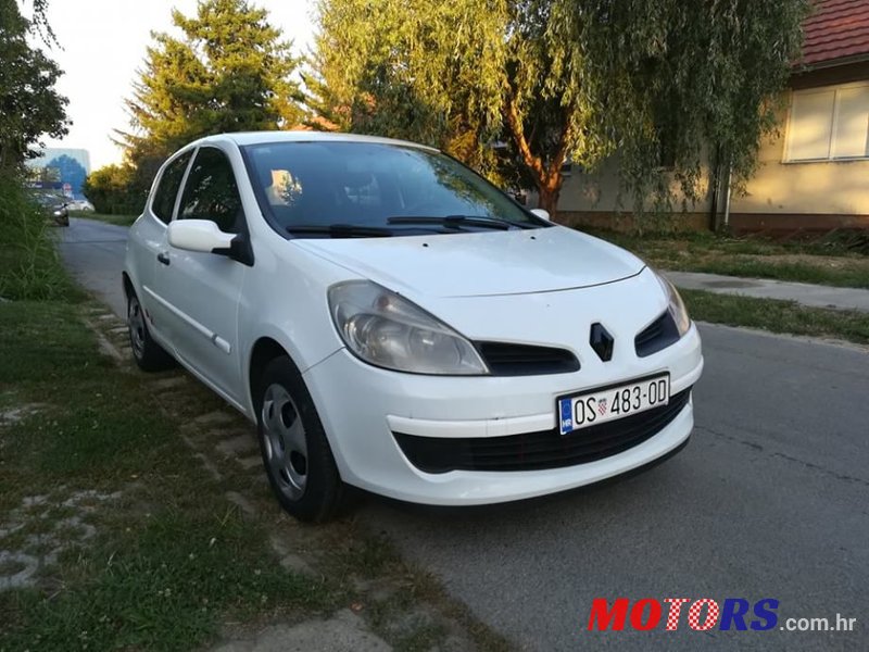 2007' Renault Clio 1,5 Dci photo #1