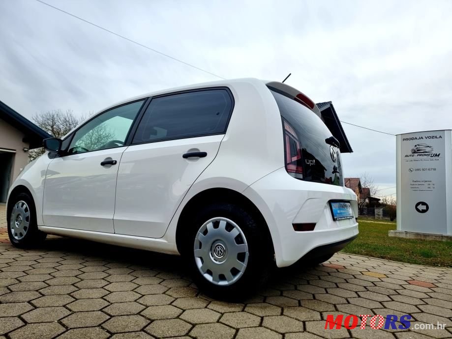 2017' Volkswagen Up! 1,0 photo #6