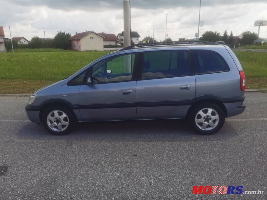 2003' Opel Zafira 2,2 Dtr photo #2
