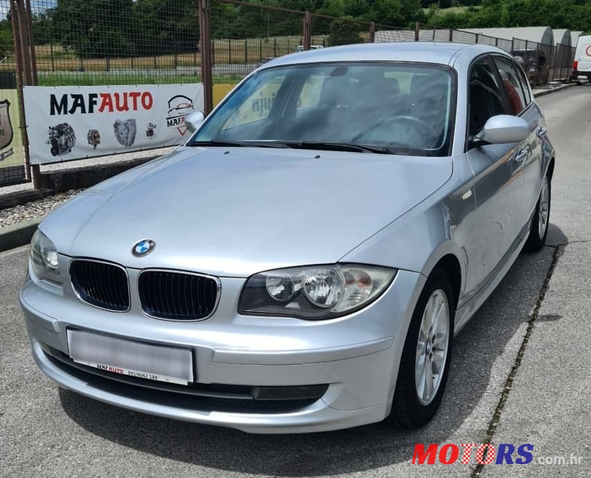 2009' BMW Serija 1 118D photo #3
