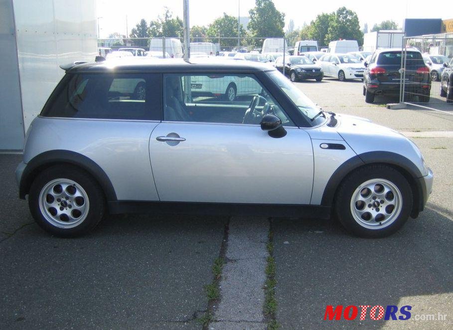 2003' MINI Cooper Cooper photo #1