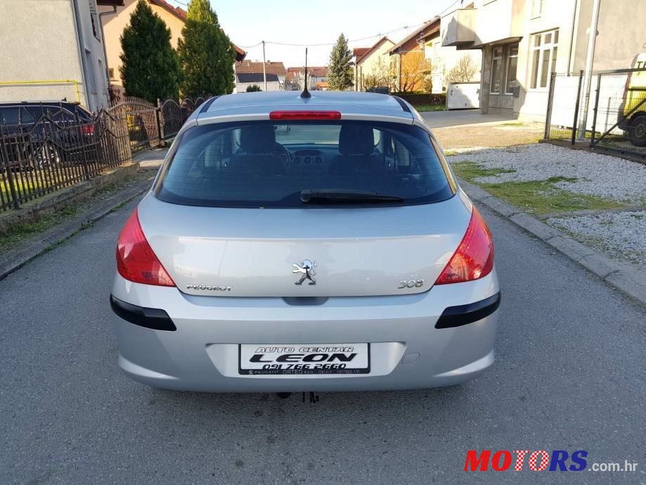 2011' Peugeot 308 photo #5