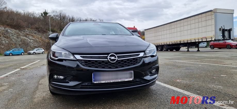 2016' Opel Astra 1,6 Cdti photo #4