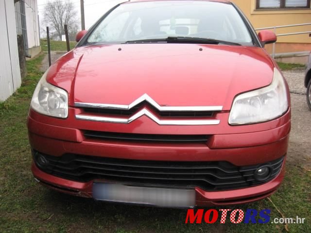 2007' Citroen C4 1,4 I 16V photo #1