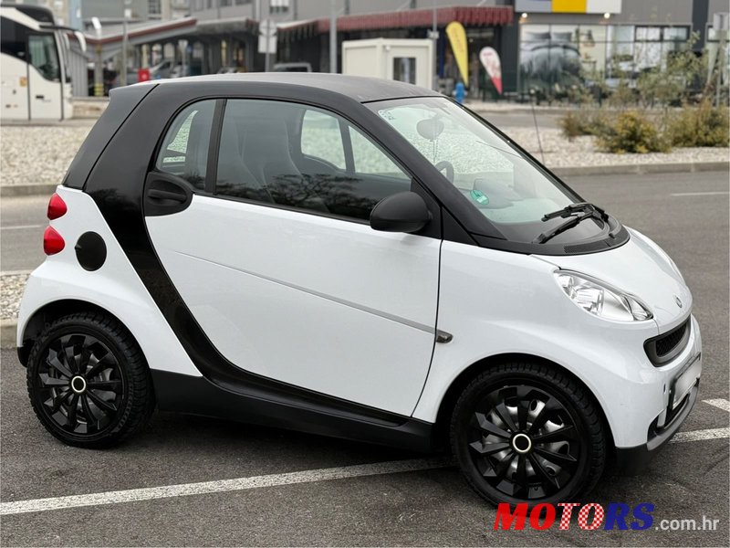 2009' Smart Fortwo photo #5