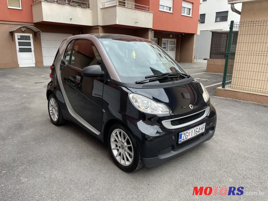 2011' Smart Fortwo Pulse Softip photo #2