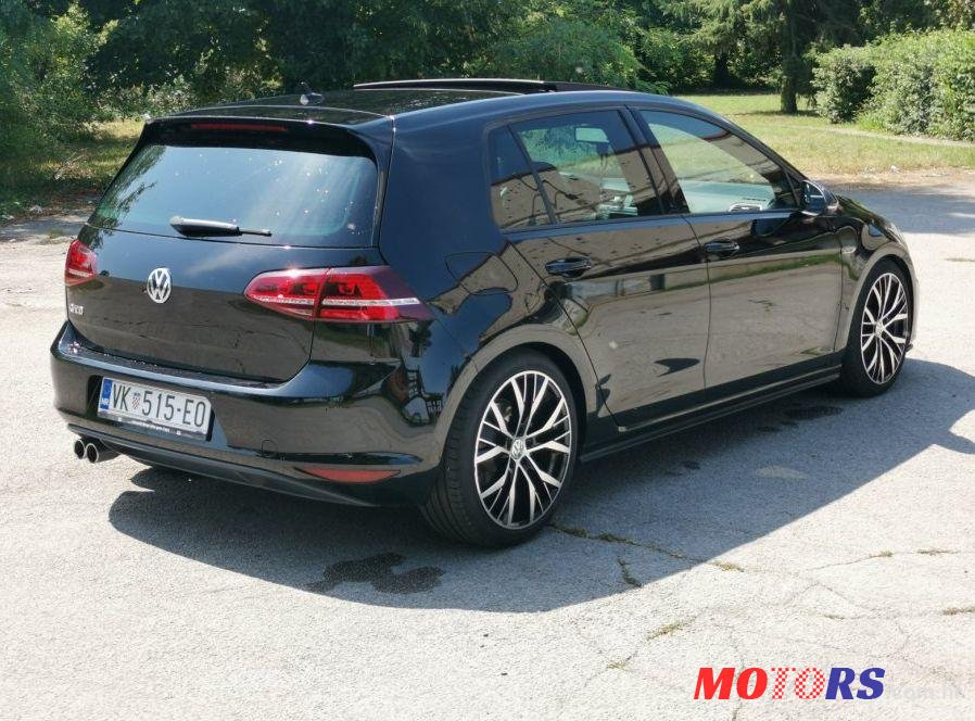 2014' Volkswagen Golf VII 2,0 Tdi Bmt photo #1