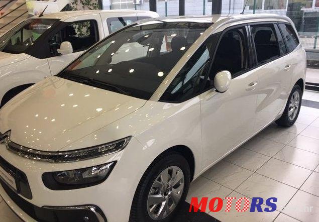 2019' Citroen C4 Grand Picasso photo #2