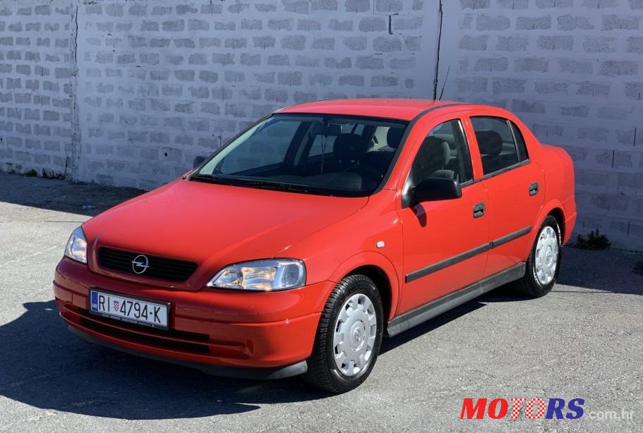 2006' Opel Astra 1,4 16V photo #1