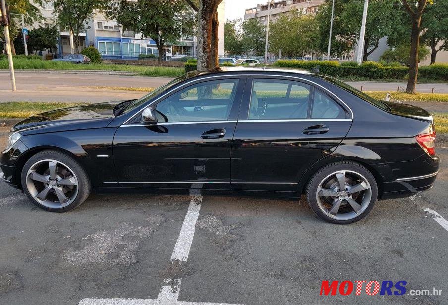 2008' Mercedes-Benz C-Klasa photo #1