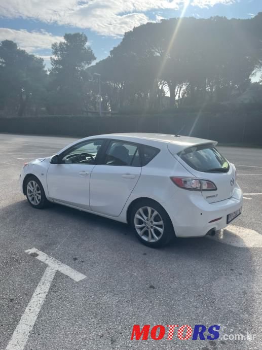 2011' Mazda 3 Sport photo #5