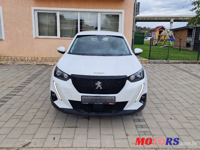 2020' Peugeot 2008 1,5 Bluehdi photo #1