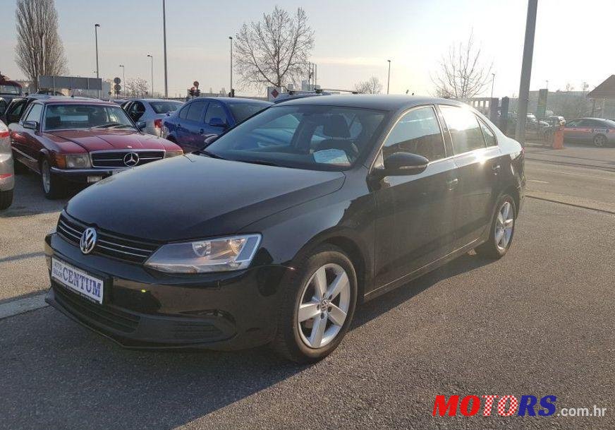2011' Volkswagen Jetta 1,6 Tdi photo #1