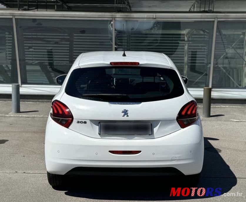 2017' Peugeot 208 1,6 Bluehdi photo #2