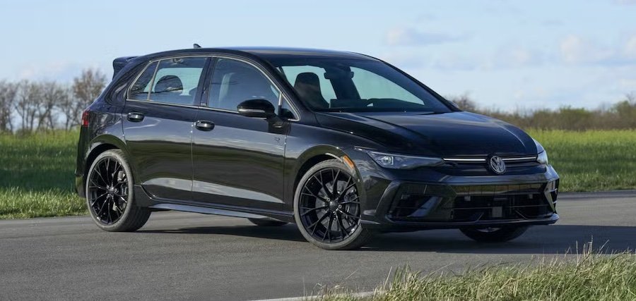 That Hardcore VW Golf R You’ve Been Waiting For Isn’t Arriving Soon