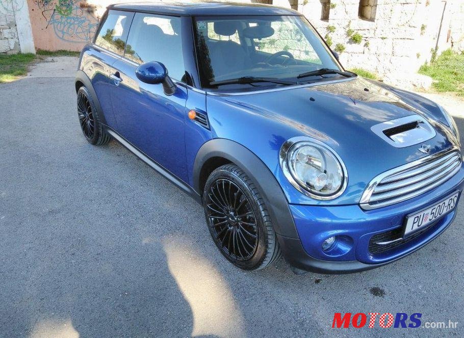 2011' MINI One 1,6 D photo #2