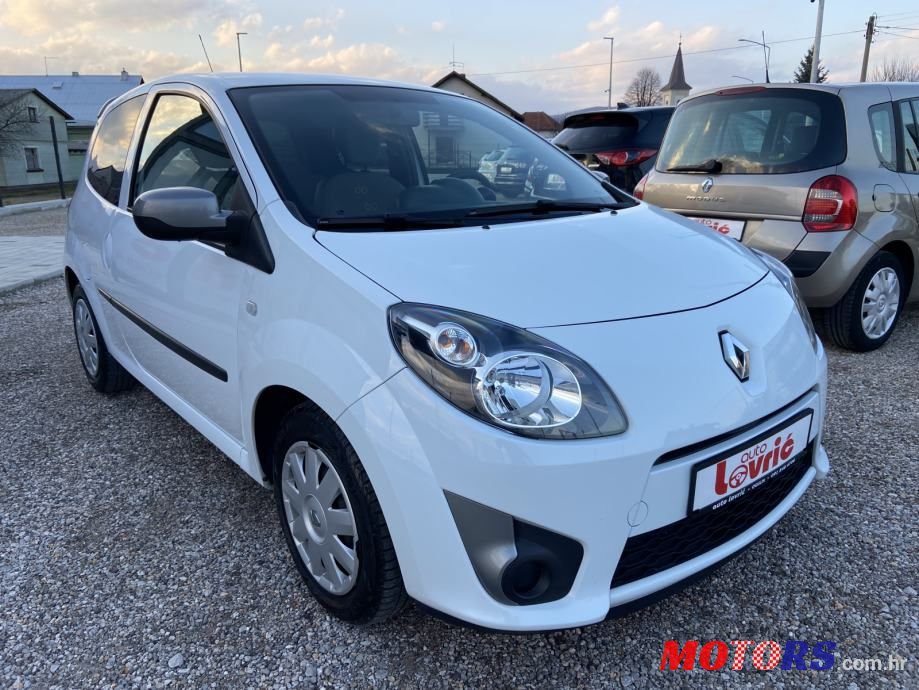 2011' Renault Twingo 1.5 Dci photo #3