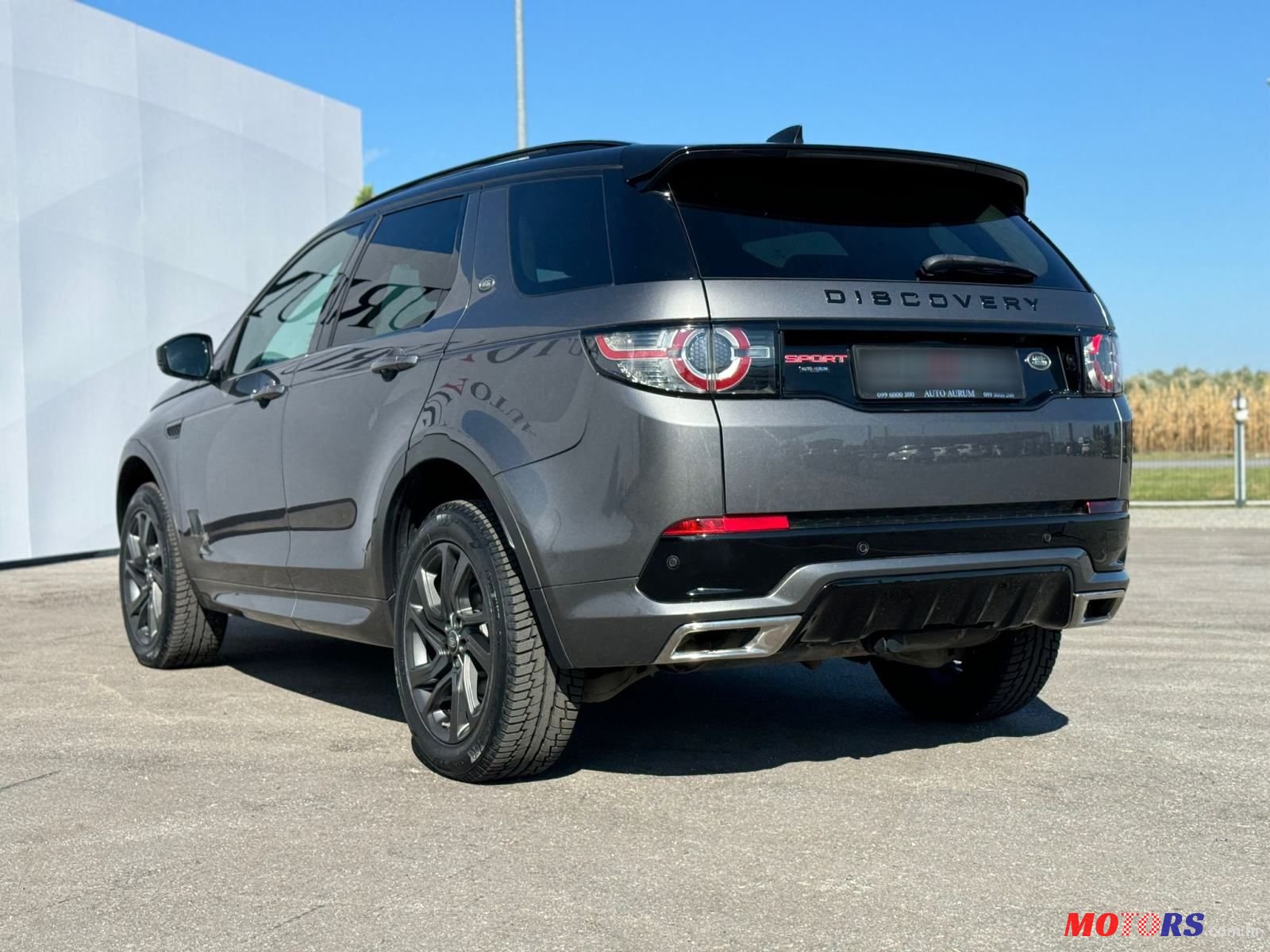 2017' Land Rover Discovery Sport 2.0D photo #3