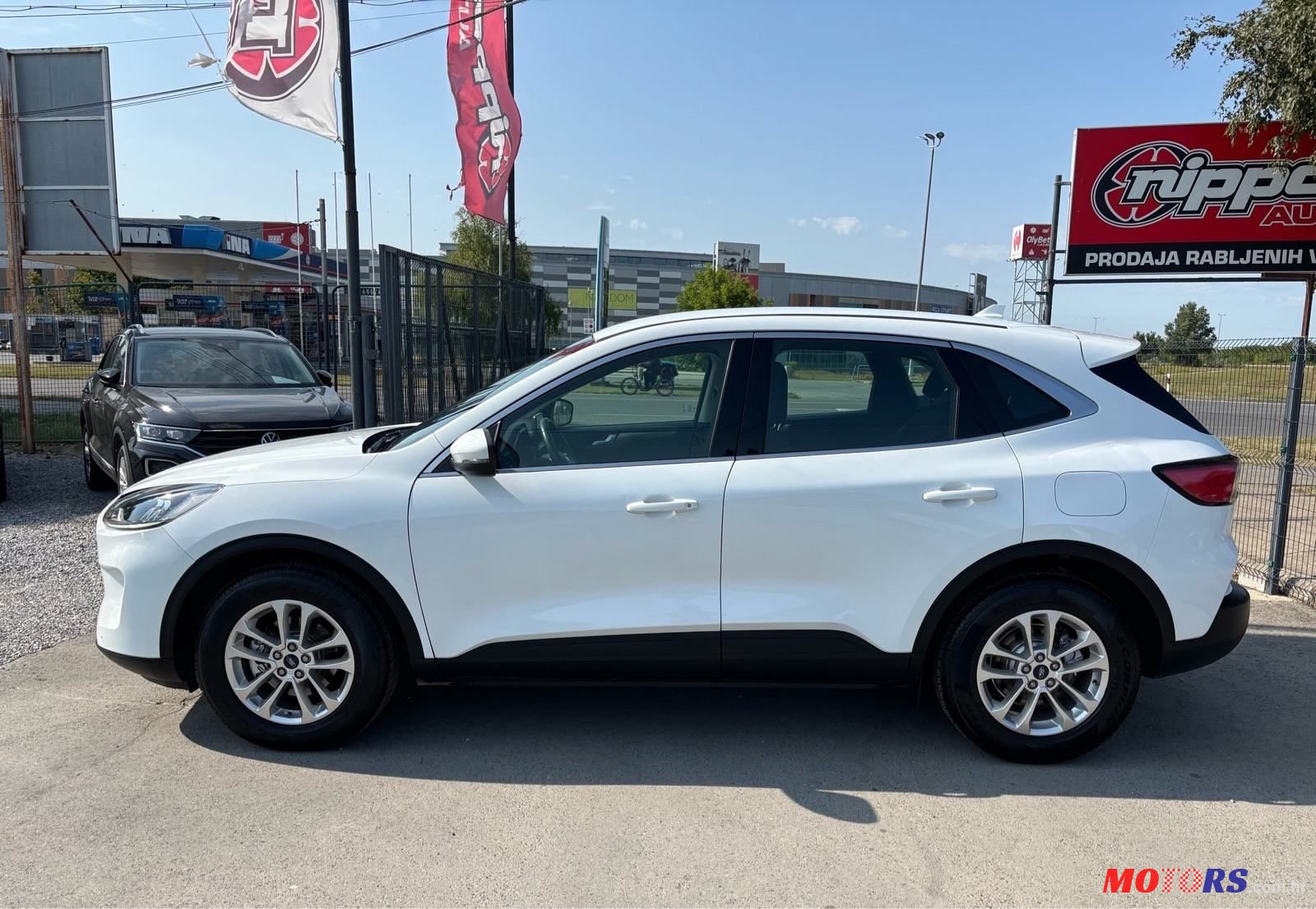 2020' Ford Kuga 2,0 Ecoblue photo #3