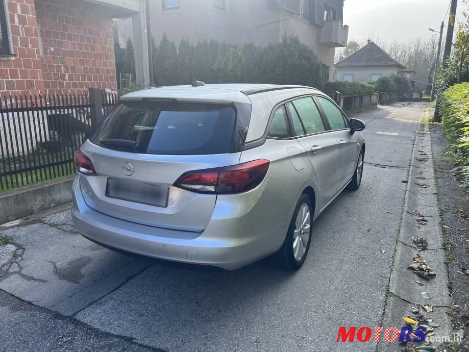 2020' Opel Astra 1,5 D photo #4