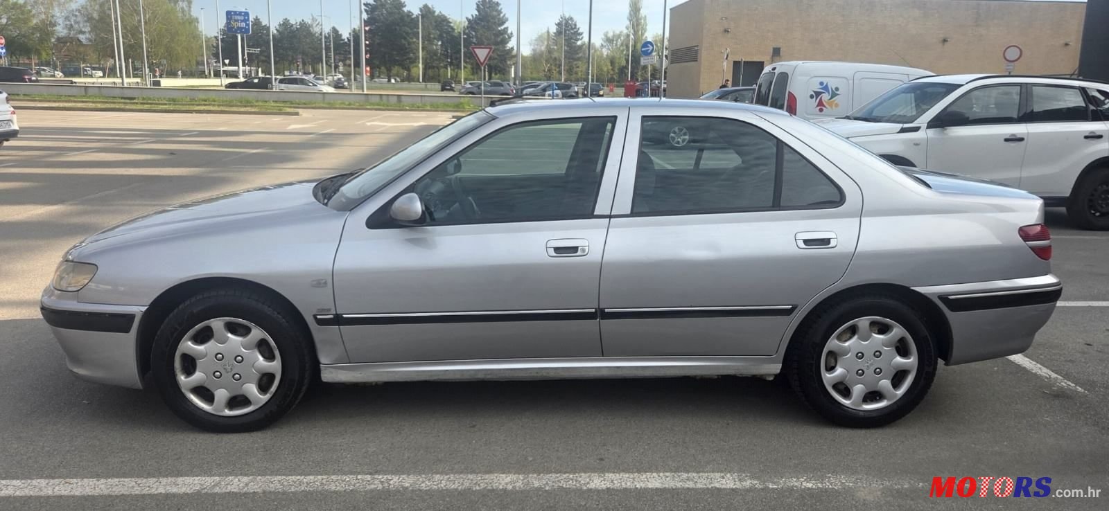 2000' Peugeot 406 20 Hdi photo #6