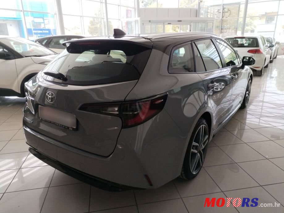 2022' Toyota Corolla 1,2 Turbo photo #4