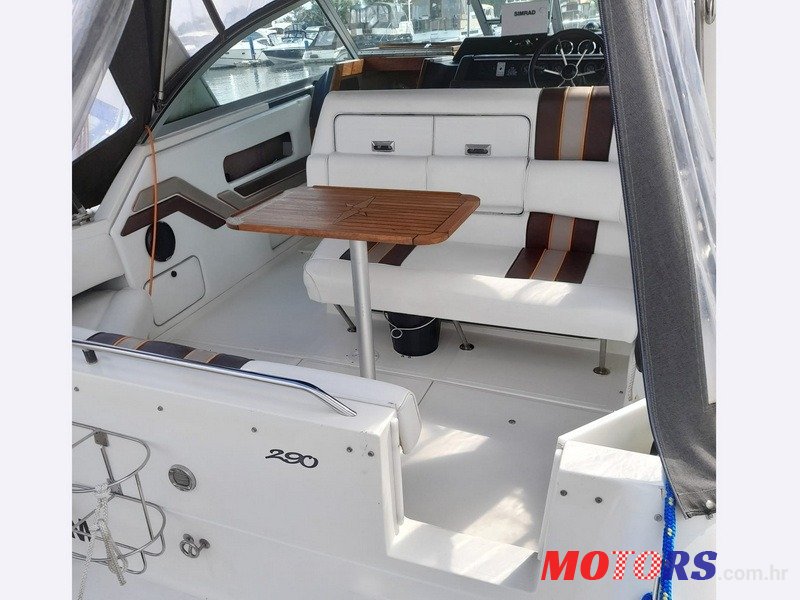 1992' Sea Ray 290 Sundancer photo #4