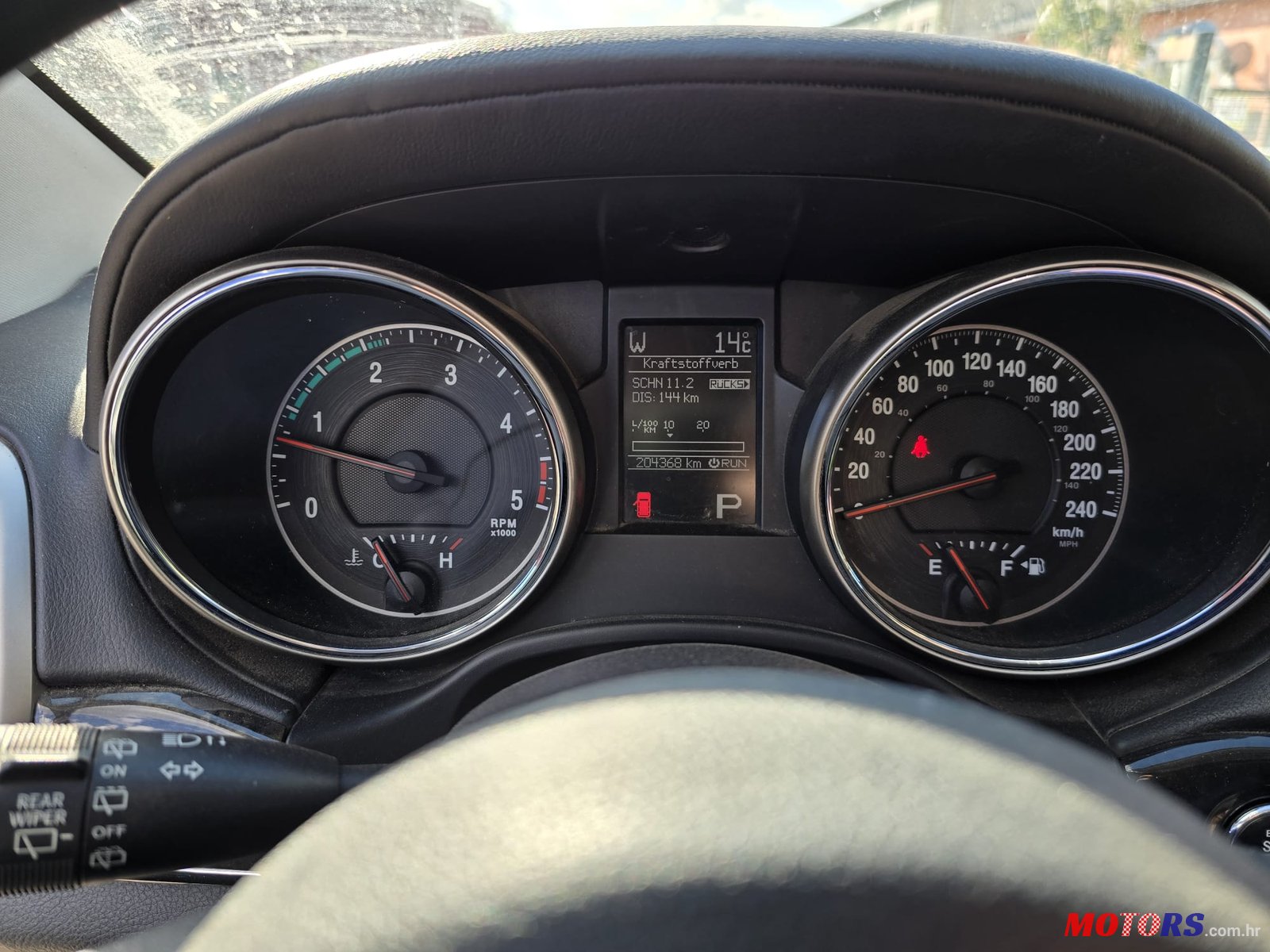 2011' Jeep Grand Cherokee OverLand photo #5