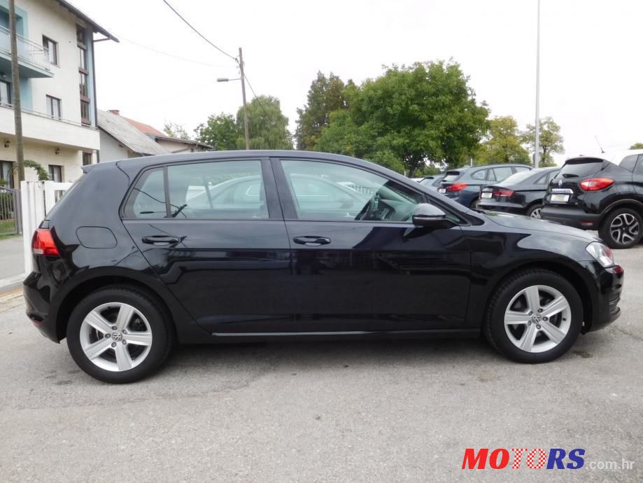 2013' Volkswagen Golf 7 photo #4