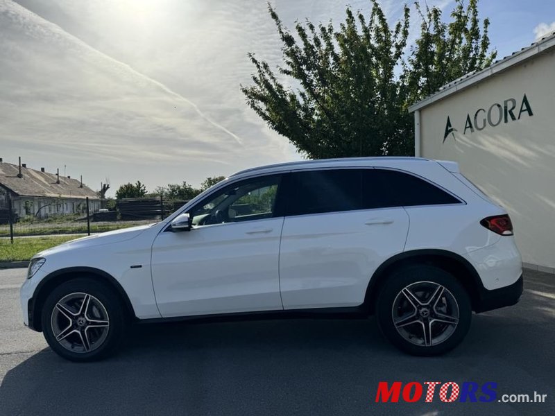 2021' Mercedes-Benz GLC 300 D photo #4