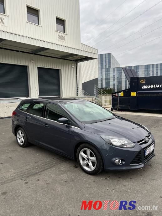 2013' Ford Focus Karavan photo #3