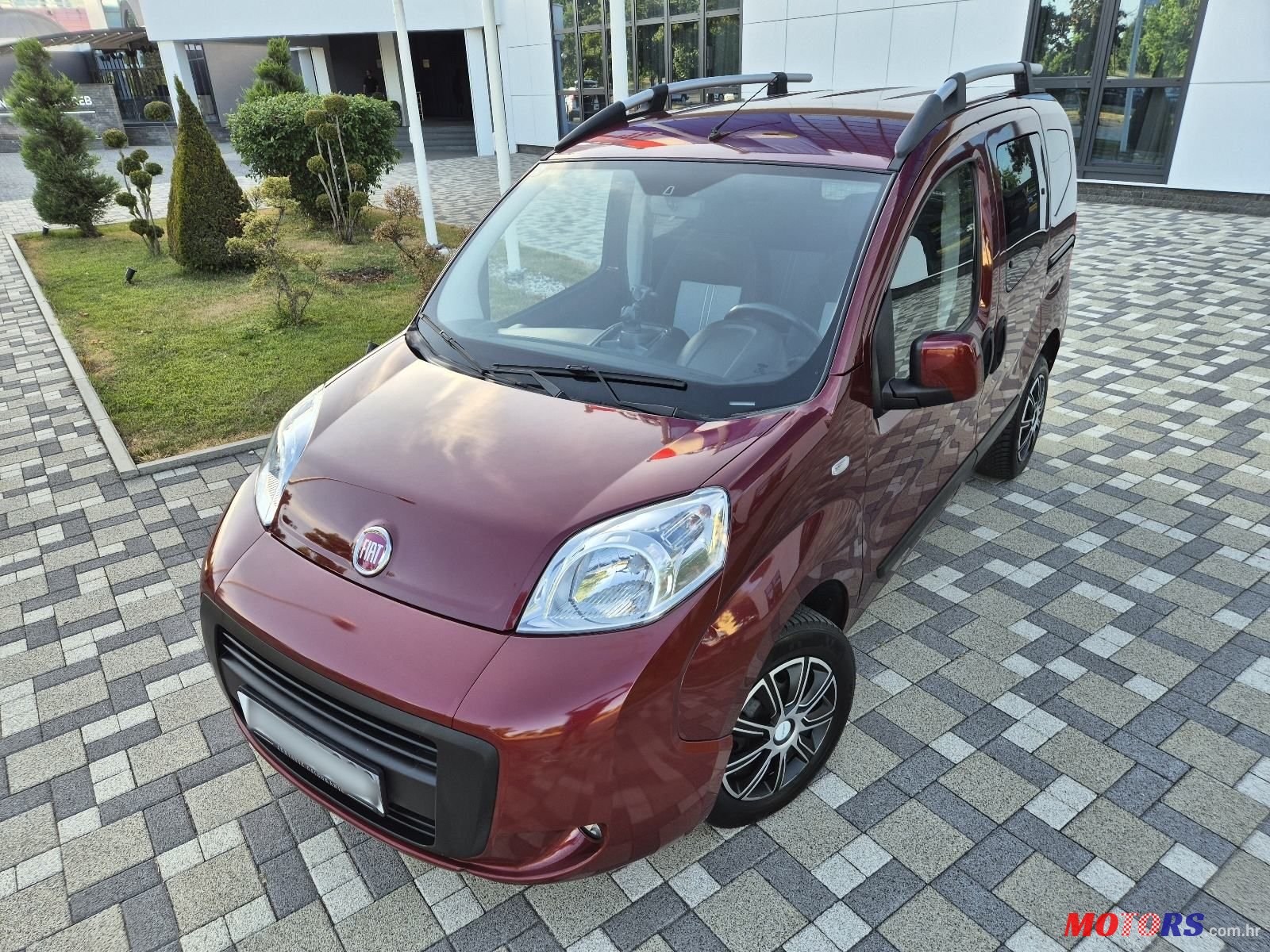 2015' Fiat Qubo 1.3 Multijet photo #1