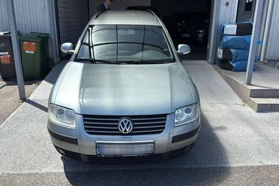 2004' Volkswagen Passat Variant