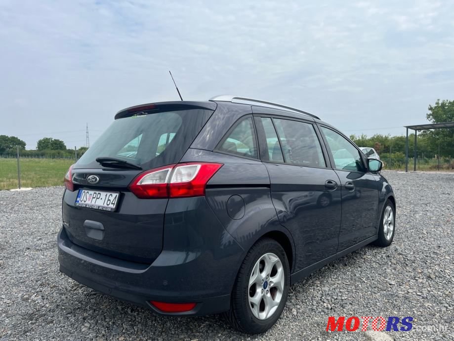 2011' Ford C-MAX photo #4