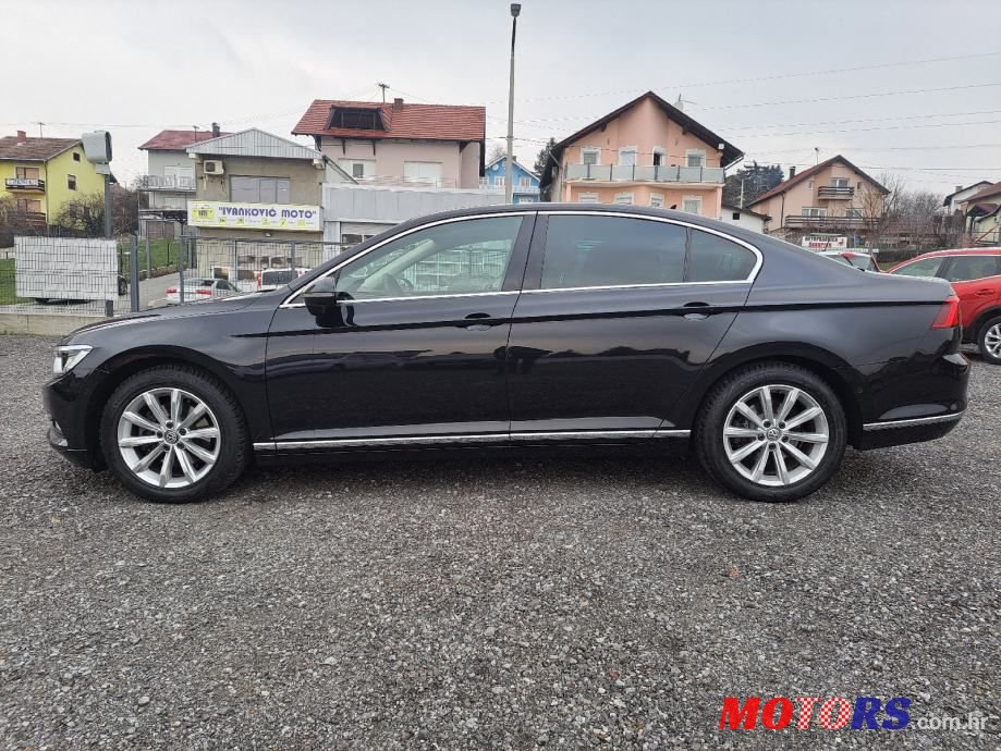 2016' Volkswagen Passat photo #4
