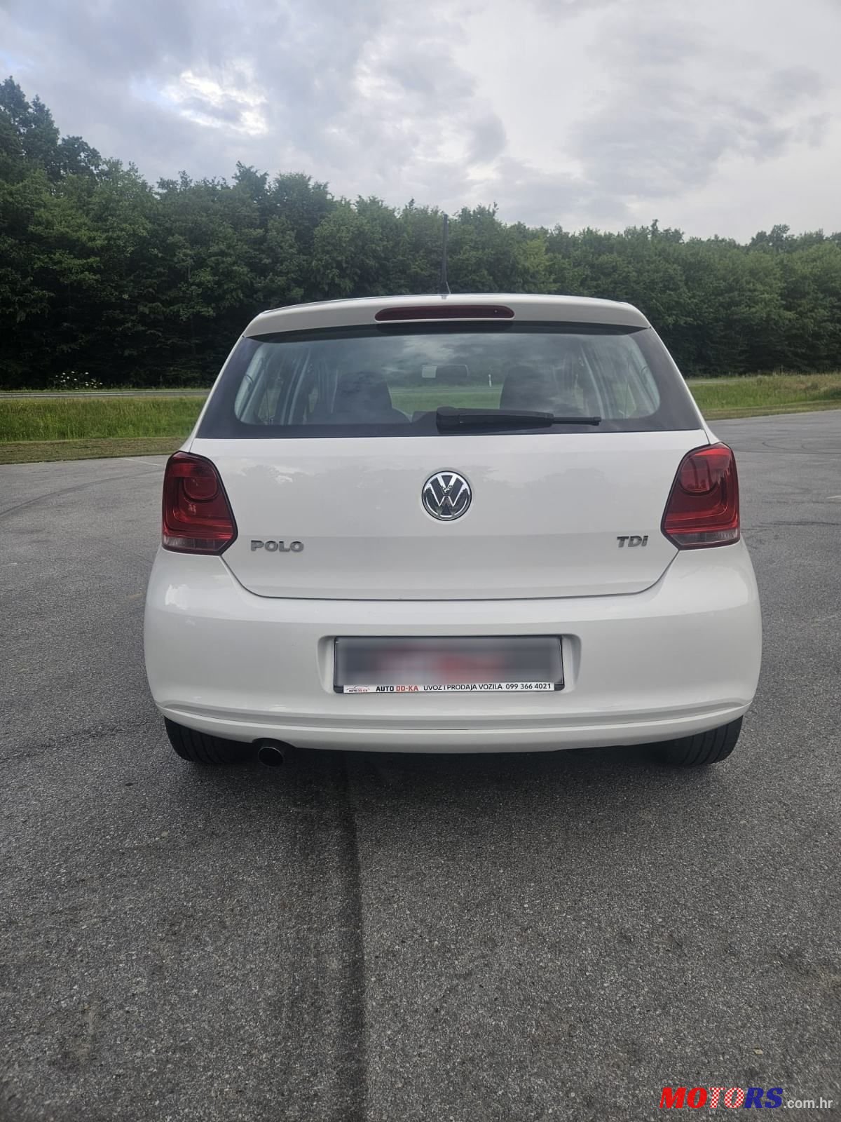 2010' Volkswagen Polo 1,6 Tdi photo #6