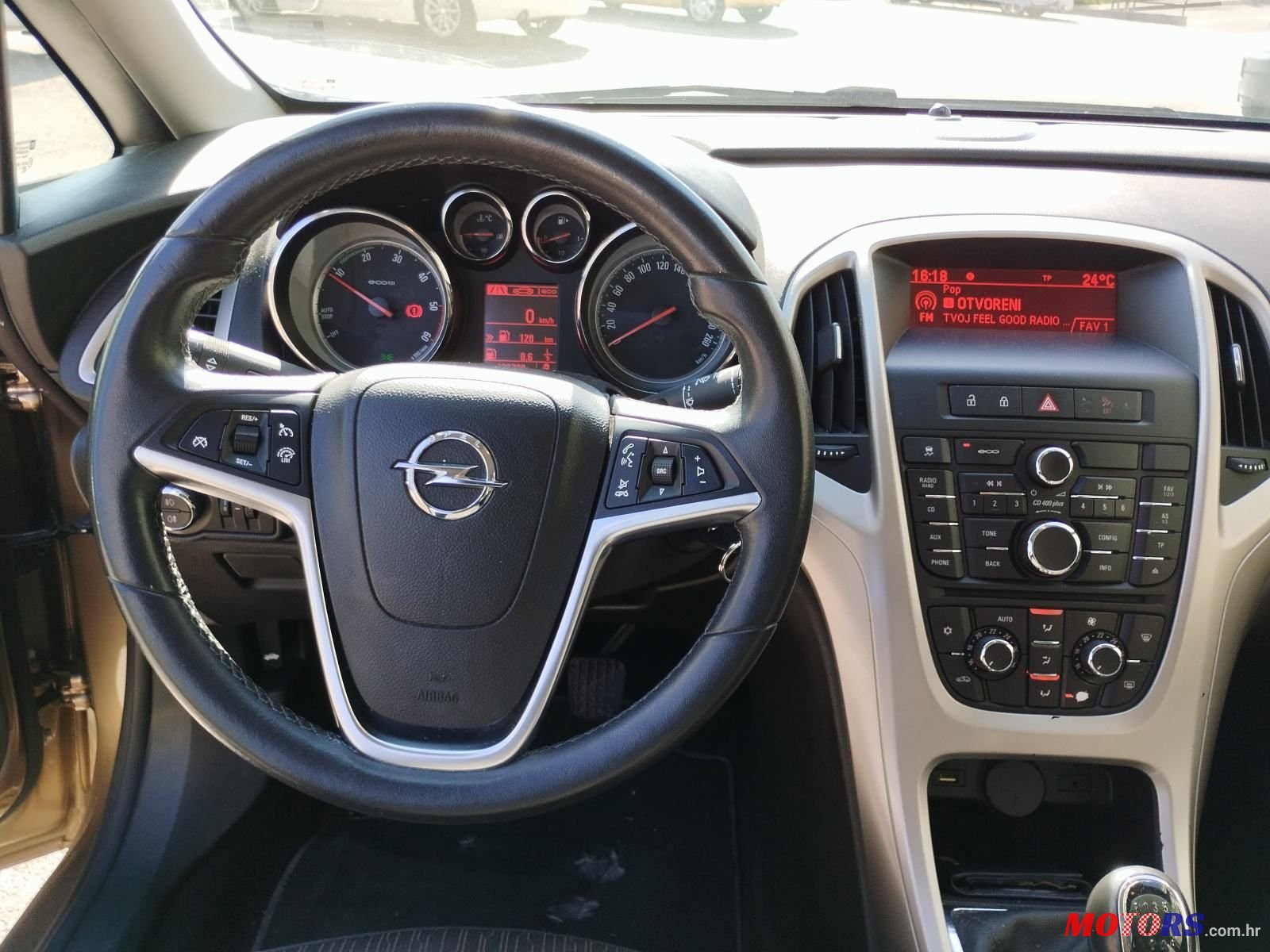 2014' Opel Astra Karavan photo #5